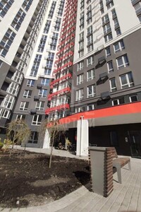 Продается 1-комнатная квартира 46 кв. м в Киеве, ул. Канальная