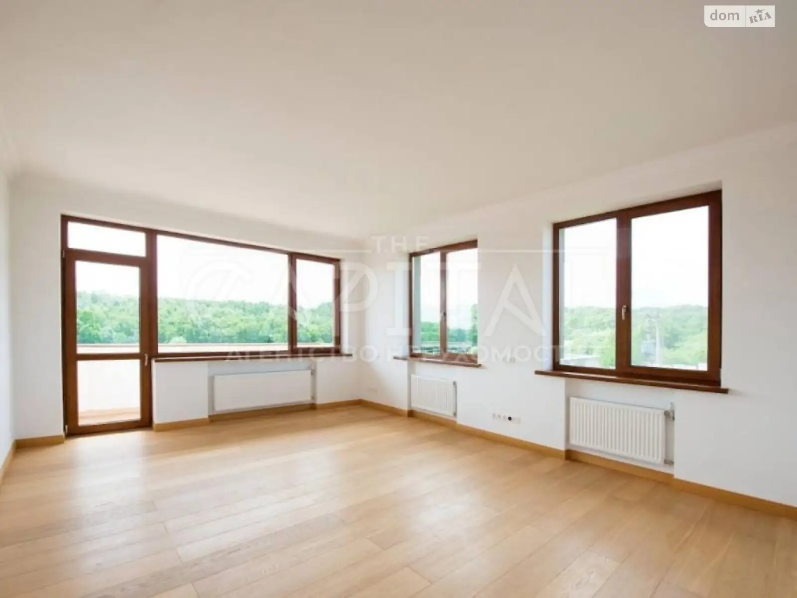 Продается дом на 3 этажа 340 кв. м с мебелью - фото 3