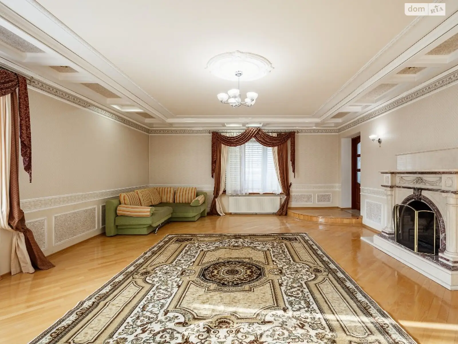 Продається частина будинку 460 кв. м з банею/сауною, цена: 400000 $ - фото 1