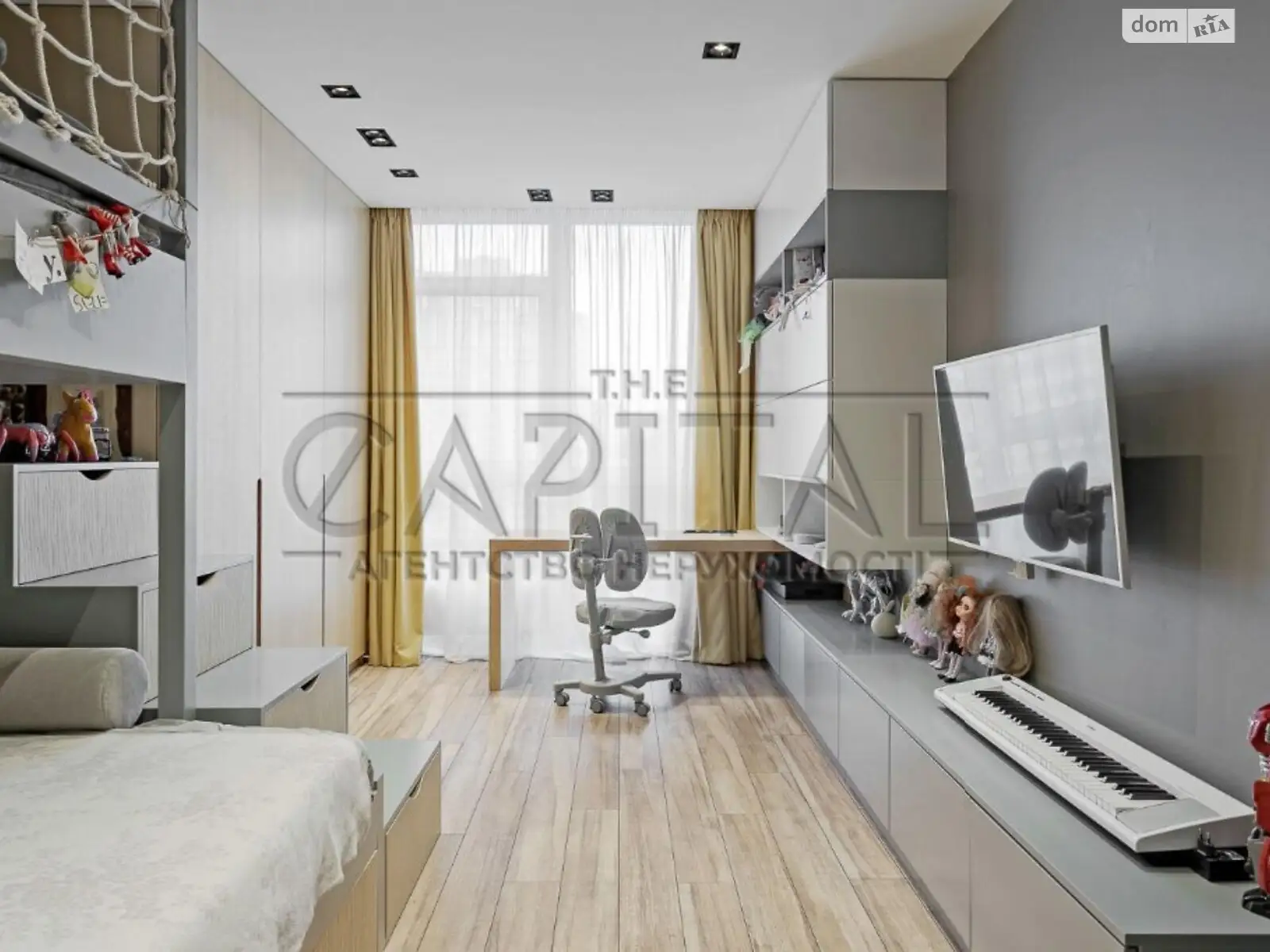 Продается 3-комнатная квартира 80 кв. м в Киеве, ул. Предславинская, 55А - фото 1