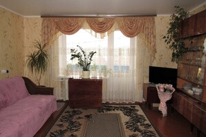 Продается 3-комнатная квартира 66 кв. м в Виннице, (Стахурського) Первозванного Андрія