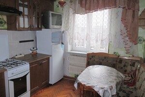 Сдается в аренду 2-комнатная квартира 50 кв. м в Тернополе, 15-го Апреля улица