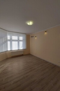 Продается 1-комнатная квартира 51 кв. м в Киеве, ул. Драгоманова