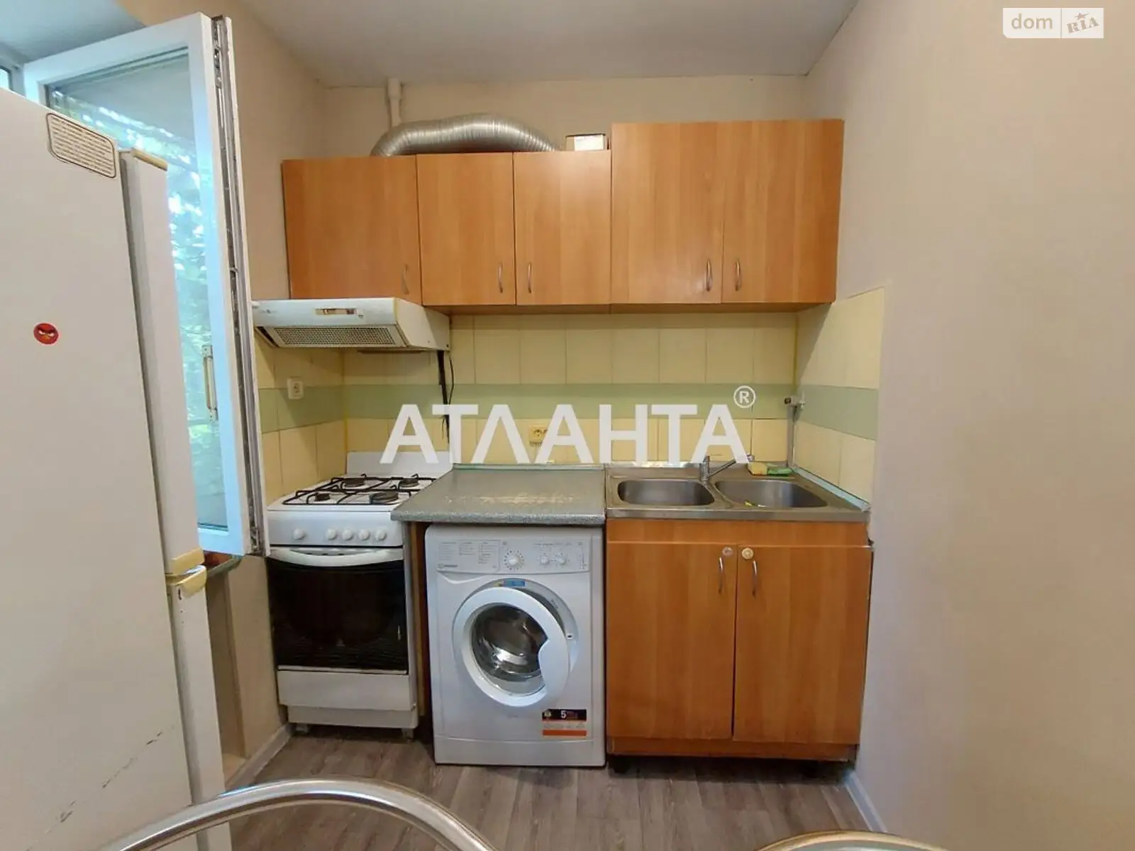 Продается 1-комнатная квартира 19.7 кв. м в Одессе, ул. Педагогическая