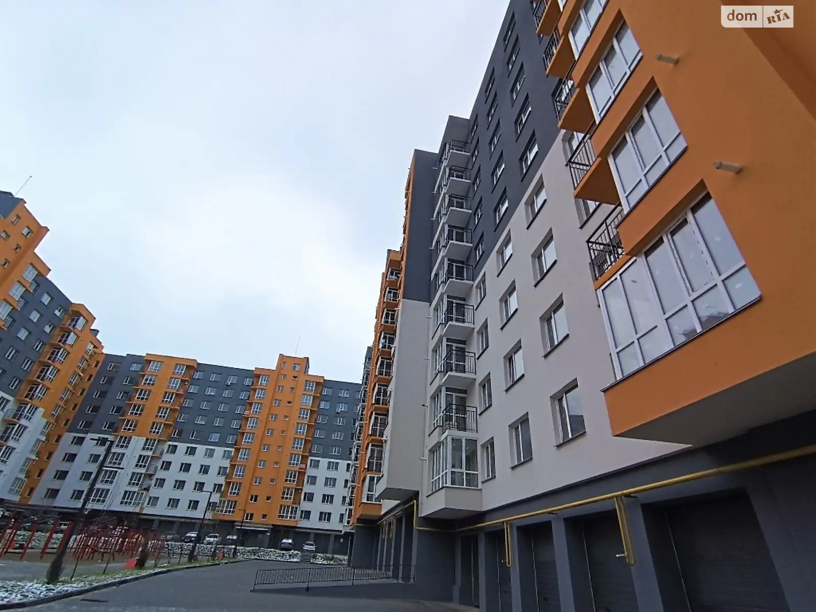 Продается 1-комнатная квартира 41 кв. м в Винницких Хуторах, Немировское шоссе