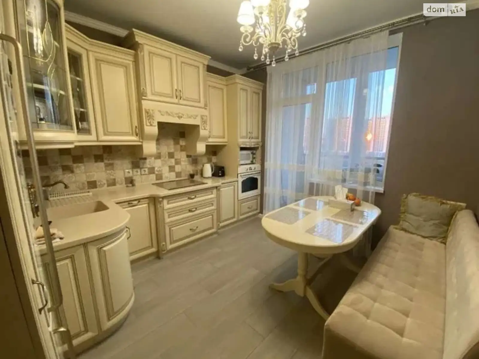 Продається 1-кімнатна квартира 43 кв. м у Одесі, вул. Люстдорфська дорога - фото 1