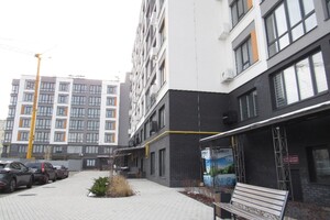 Продается помещения свободного назначения 220 кв. м в 6-этажном здании, цена: 6600000 грн