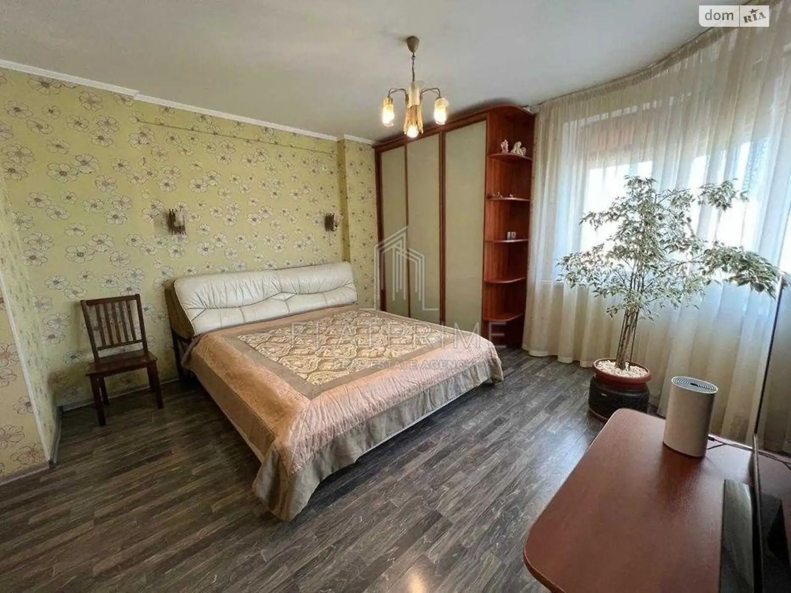 Продается 1-комнатная квартира 50.5 кв. м в Киеве, ул. Гришко Михаила, 9