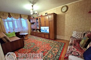 Продается 3-комнатная квартира 63.4 кв. м в Чернигове, Старобелоуська