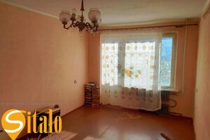 Продается 2-комнатная квартира 40 кв. м в Ивано-Франковске, ул. Троллейбусная