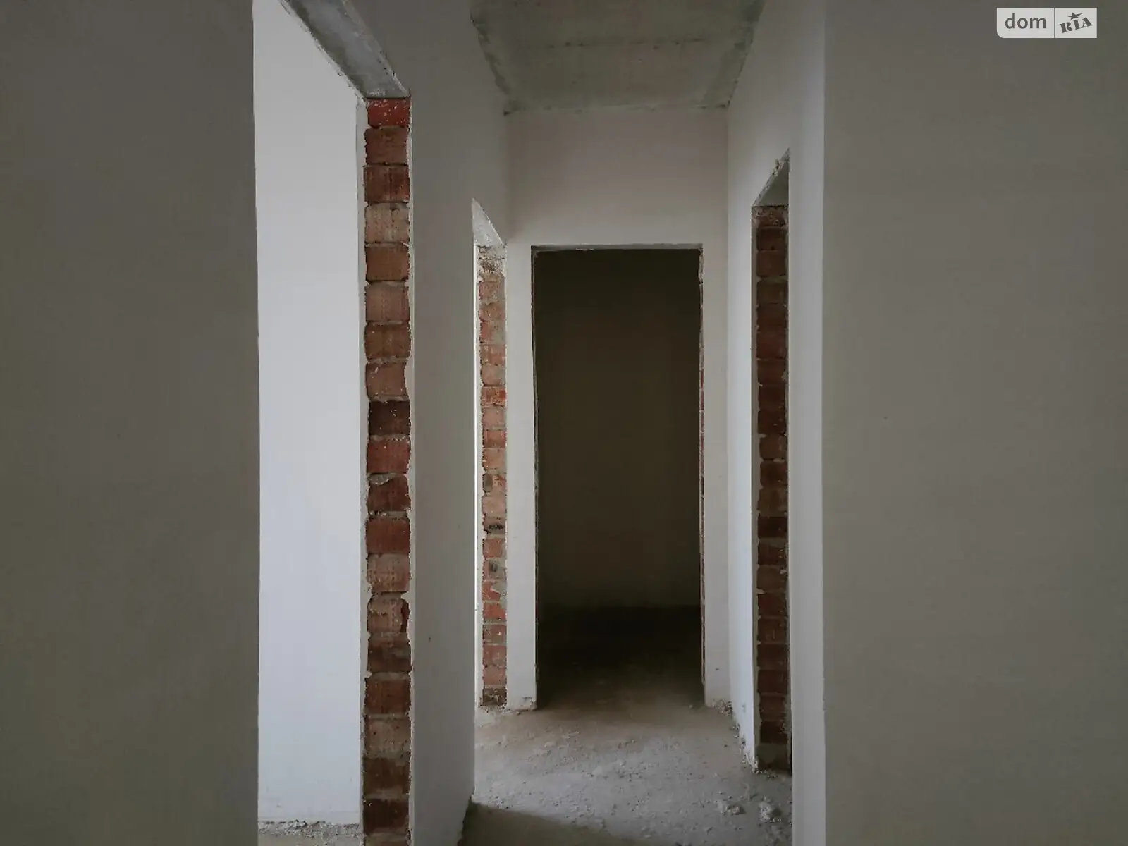 Продается 2-комнатная квартира 62 кв. м в Ивано-Франковске, ул. Независимости (Горького) - фото 1