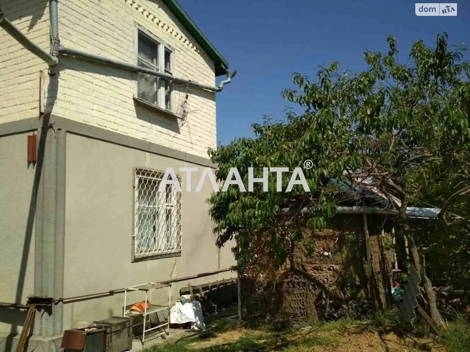 Продается дом на 2 этажа 64 кв. м с гаражом, цена: 15000 $ - фото 1