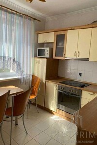 Продается 3-комнатная квартира 80 кв. м в Киеве, просп. Академика Палладина