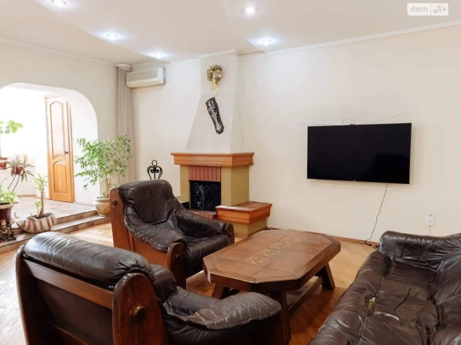 Продается 4-комнатная квартира 130.5 кв. м в, цена: 109000 $ - фото 1