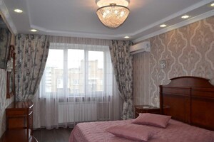 Сдается в аренду 3-комнатная квартира 100 кв. м в Киеве, цена: 25000 грн