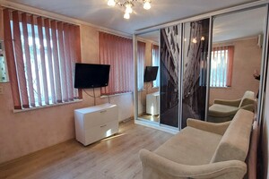 Продается 1-комнатная квартира 22.7 кв. м в Николаеве, ул. Пушкинская