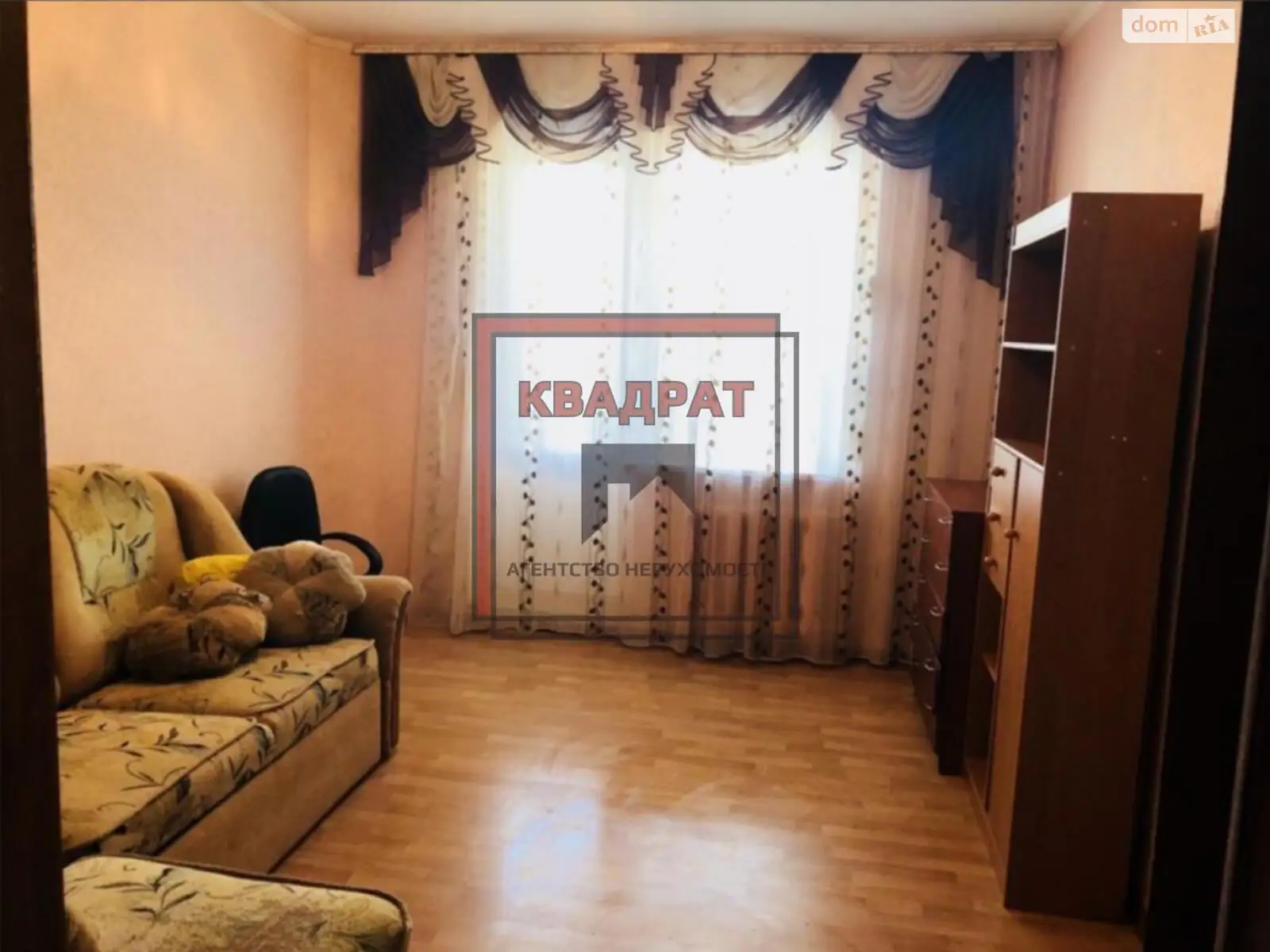 Продается 3-комнатная квартира 63 кв. м в Полтаве, ул. Мира - фото 1