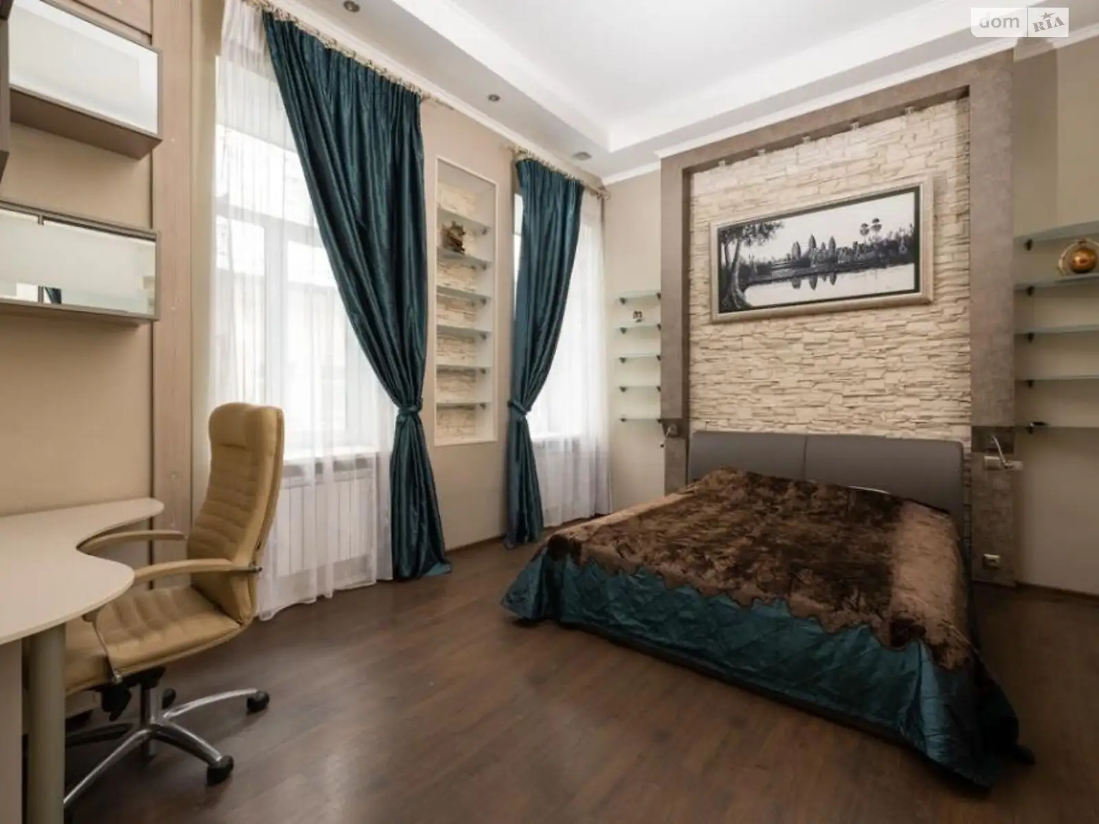 Продается 2-комнатная квартира 56 кв. м в Киеве, ул. Вячеслава Липинского, 4Б - фото 1