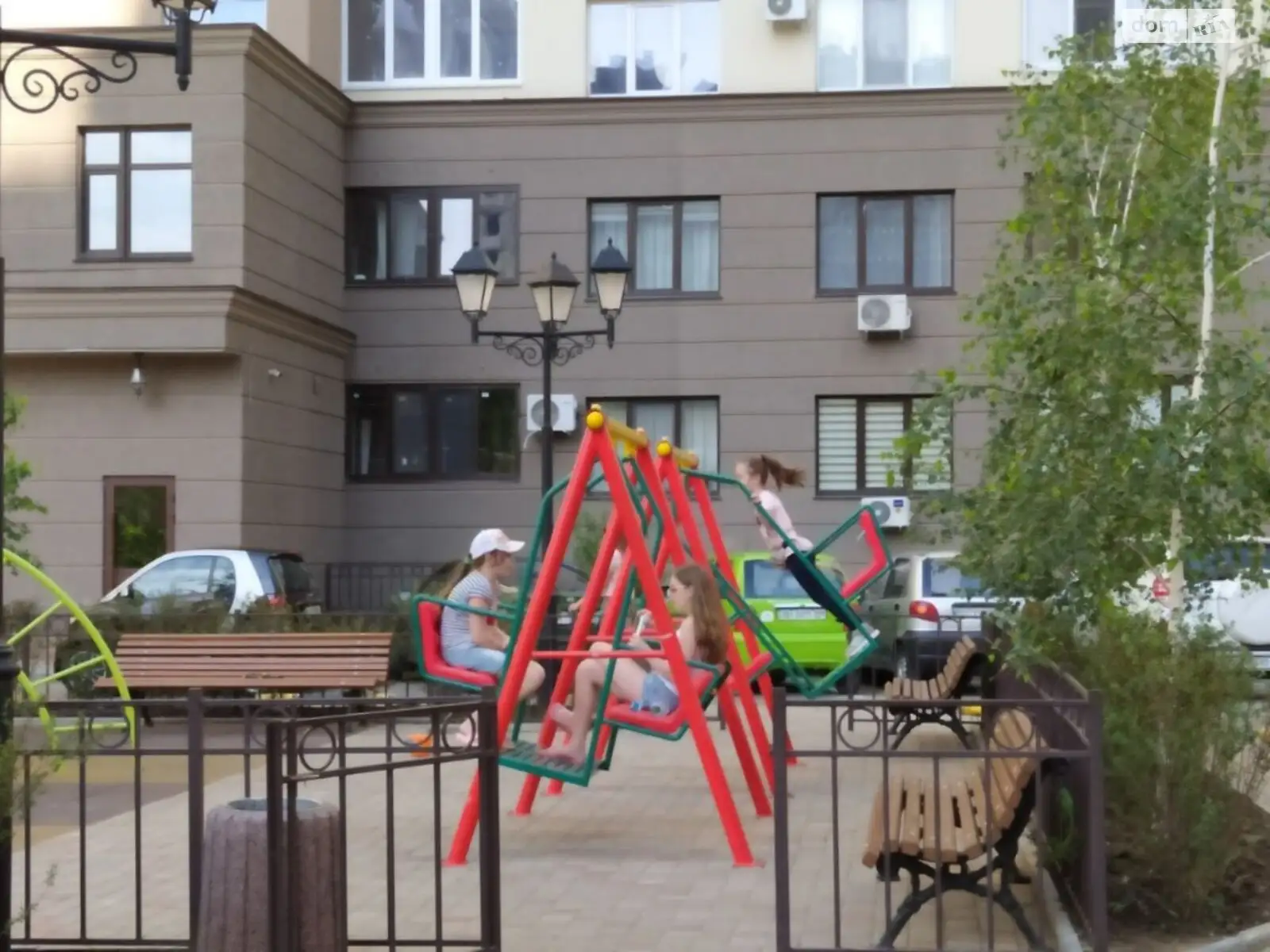 Продается 1-комнатная квартира 35 кв. м в Одессе, ул. Академика Воробьёва, 1 - фото 1
