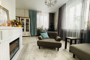 Продается 1-комнатная квартира 80 кв. м в Киеве, ул. Михаила Котельникова