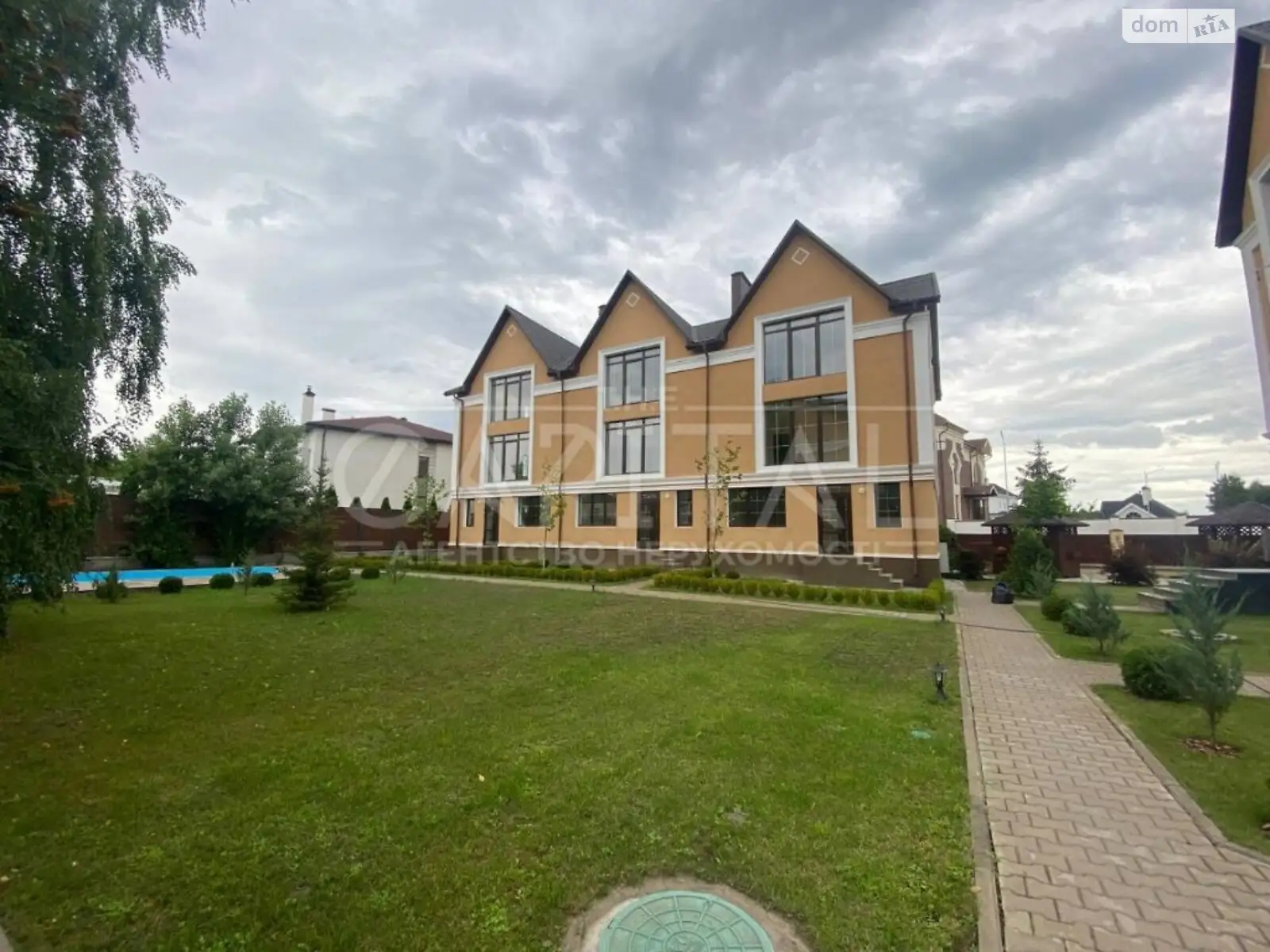 Продається будинок 2 поверховий 235 кв. м з ділянкою, цена: 180000 $ - фото 1