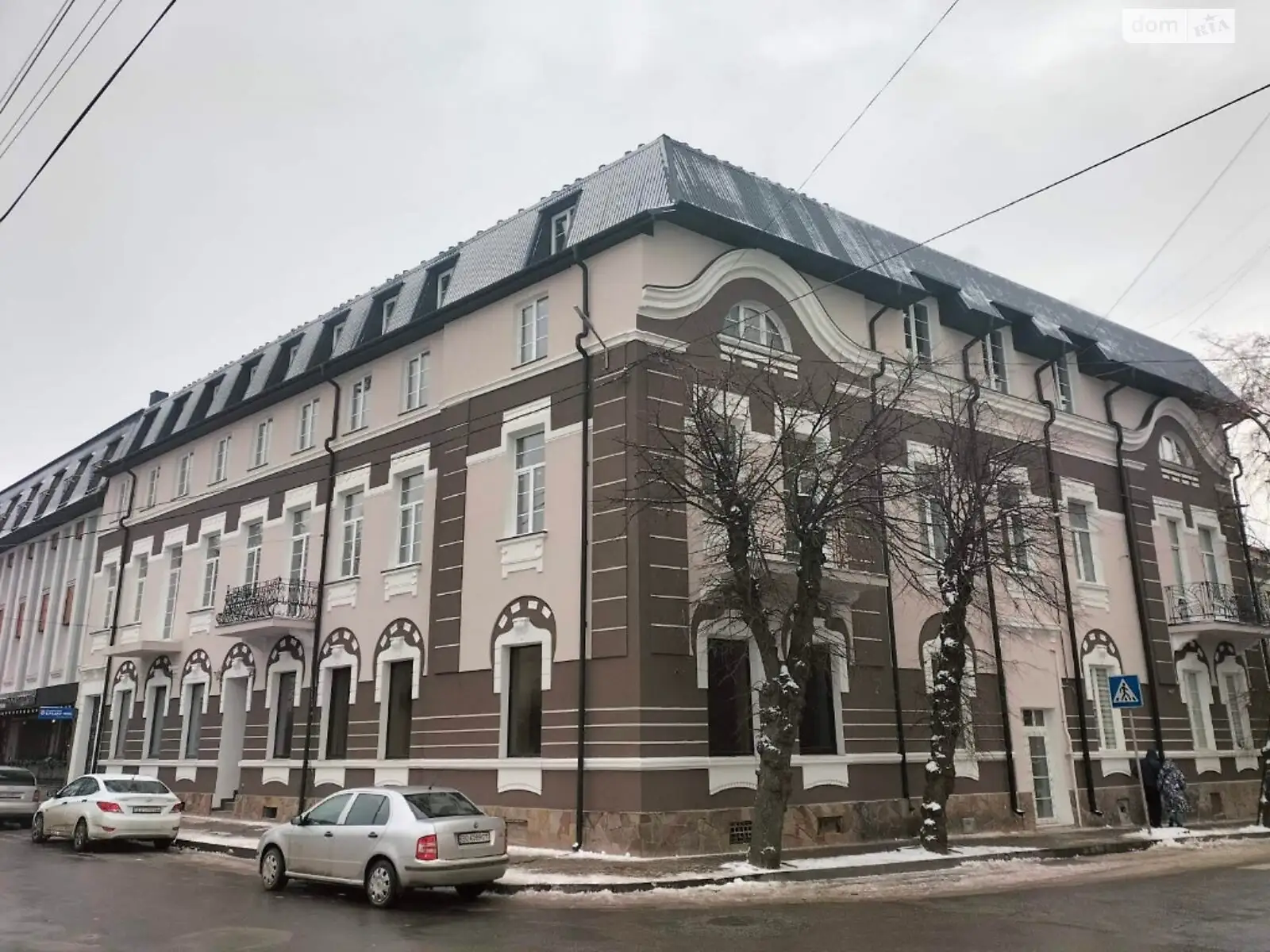 3-комнатная квартира 133.8 кв. м в Тернополе, ул. Франко Ивана - фото 1