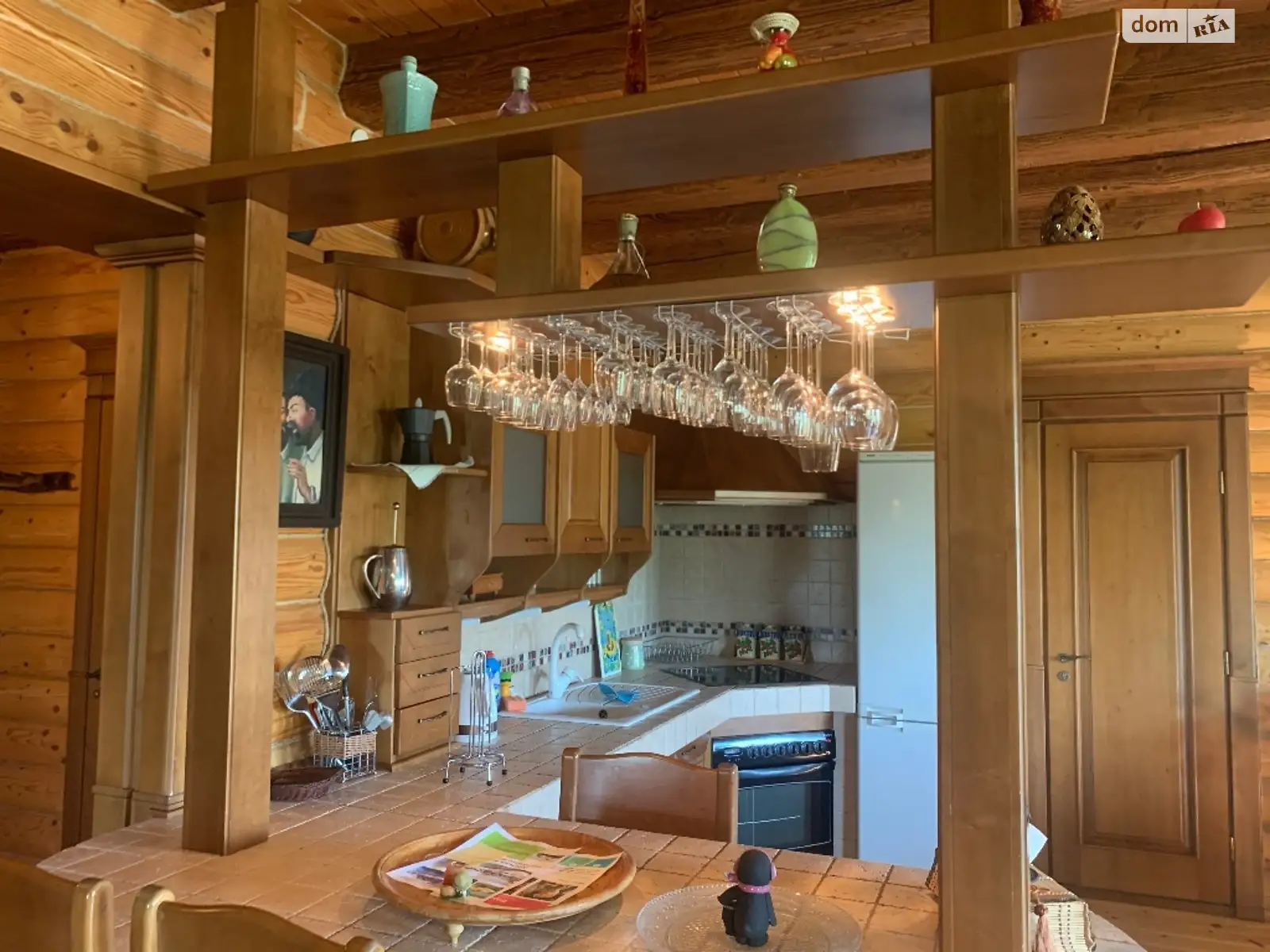 Сдается в аренду дом на 2 этажа 250 кв. м с террасой, цена: 3000 $ - фото 1