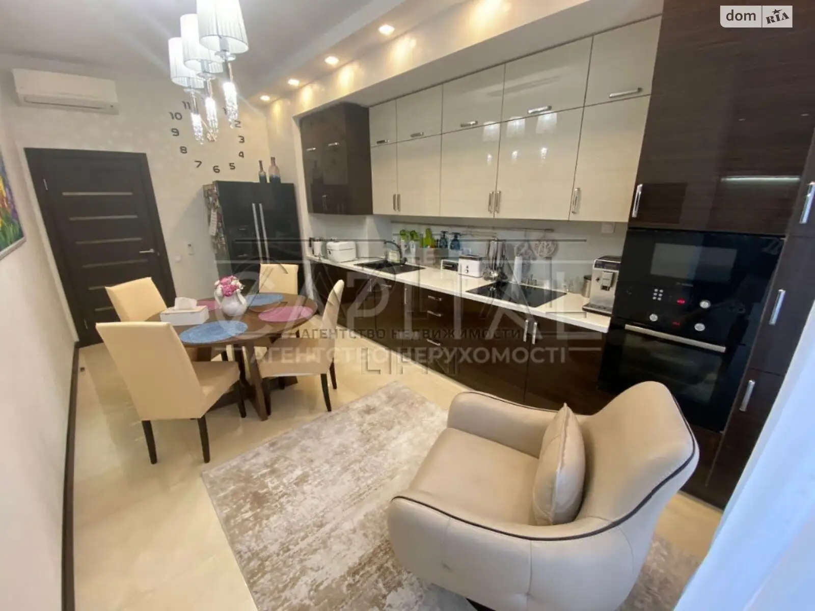 Продается 3-комнатная квартира 83 кв. м в Киеве, цена: 255000 $