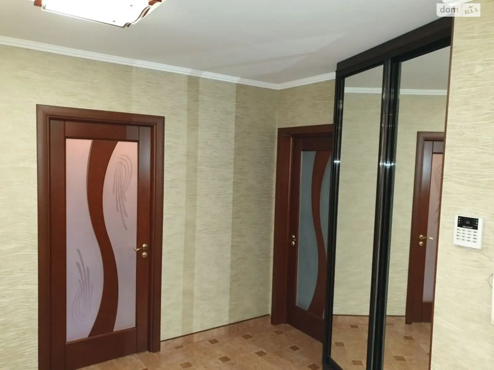 Продается 4-комнатная квартира 84 кв. м в Одессе, ул. Архитекторская