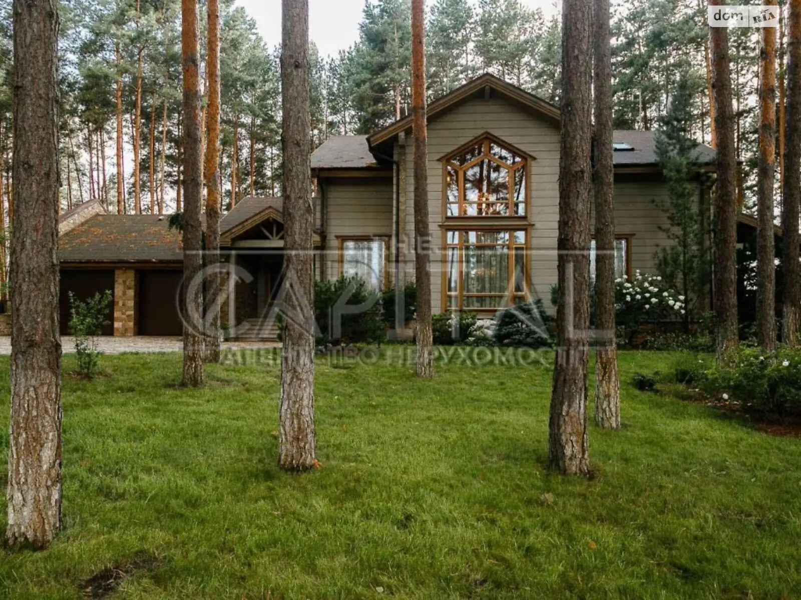 Сдается в аренду дом на 2 этажа 400 кв. м с камином, цена: 4000 $ - фото 1