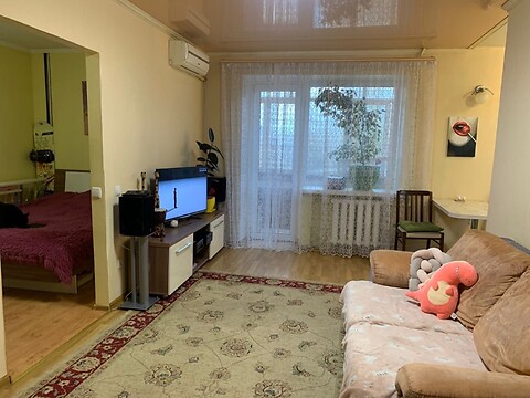 Продается 2-комнатная квартира 45 кв. м в Днепре, ул. Люблянская