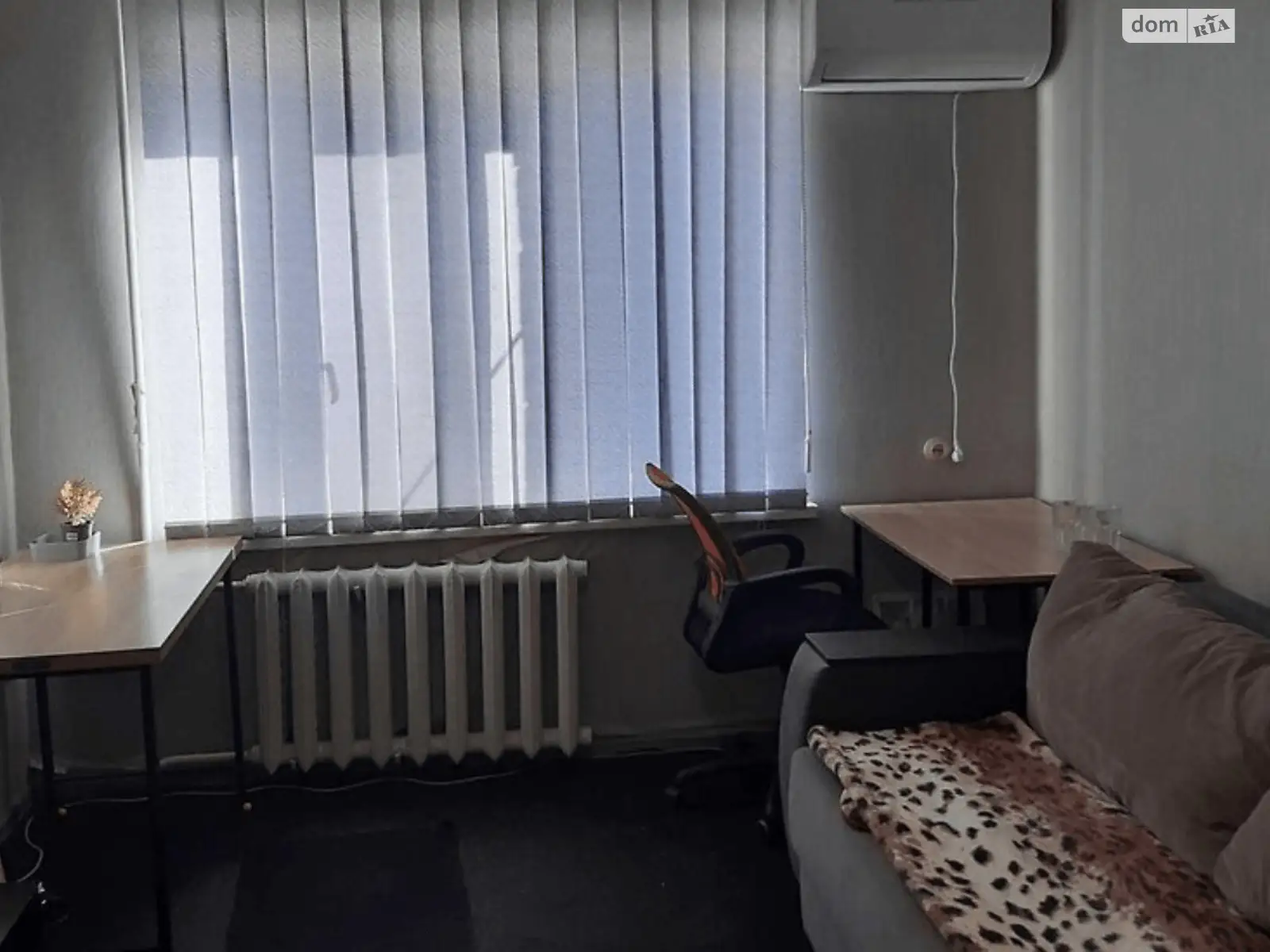 Продается 1-комнатная квартира 35 кв. м в Харькове, просп. Гагарина, 211