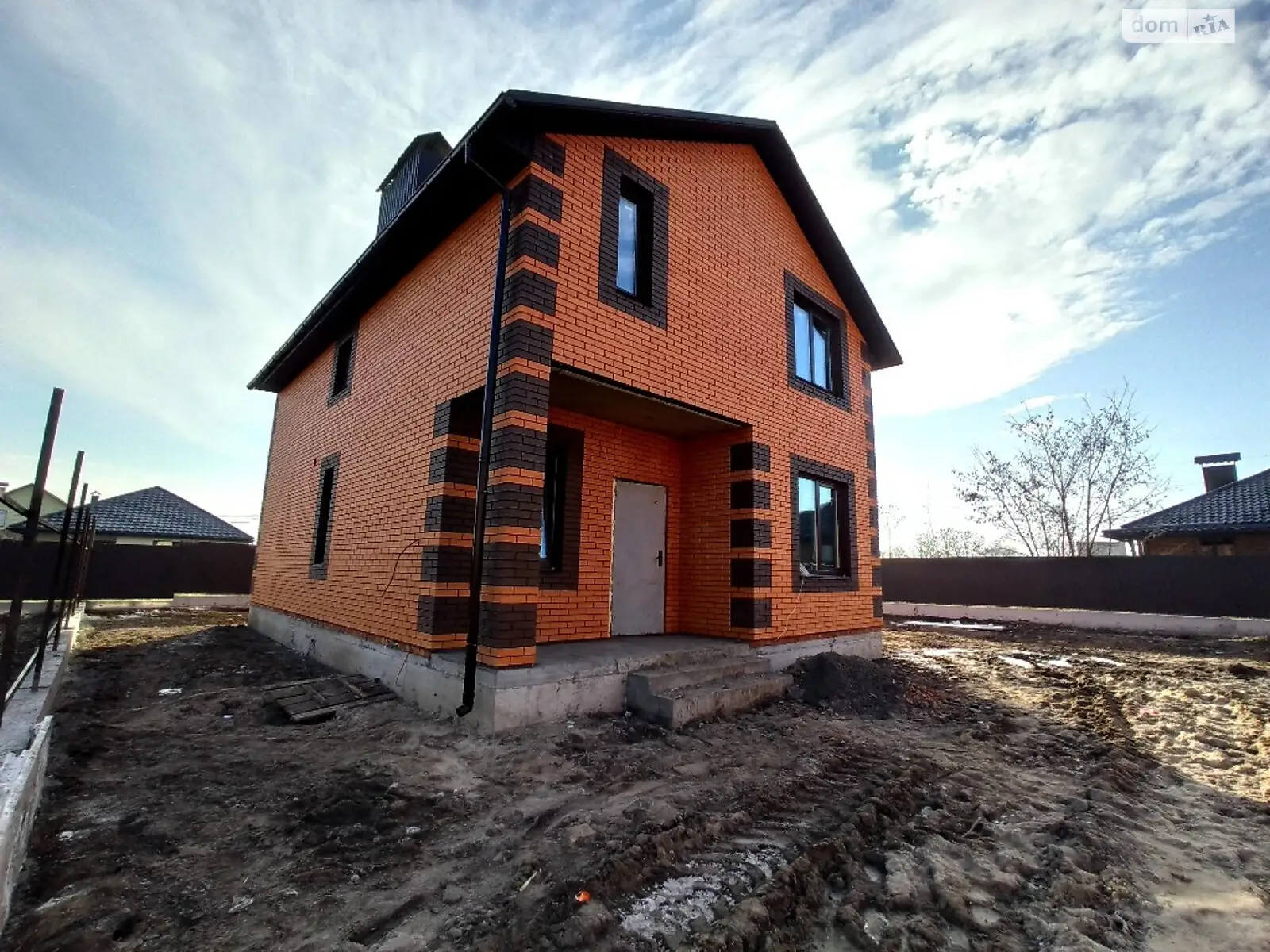 Продається будинок 2 поверховий 125 кв. м з каміном, цена: 88000 $ - фото 1