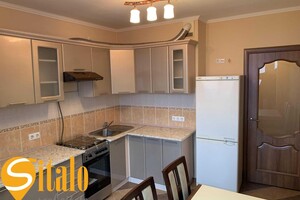 Продажа квартиры, Ивано-Франковск, р‑н. Майзли, Кисилевської, дом 37