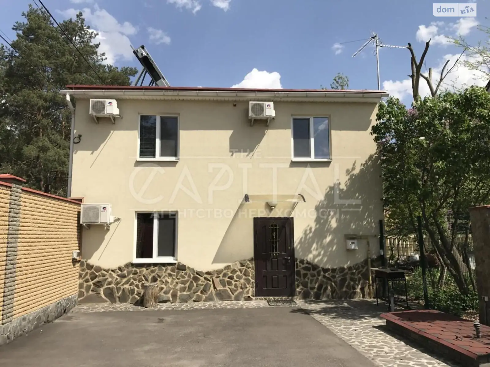 Сдается в аренду дом на 2 этажа 120 кв. м с камином, цена: 900 $