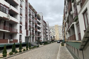 Продажа квартиры, Одесса, c. Крыжановка, Генерала Бочарова улица, дом 60