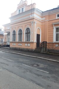 Долгосрочная аренда помещения свободного назначения, Ивано-Франковск, р‑н. Центр, Национальной Гвардии улица