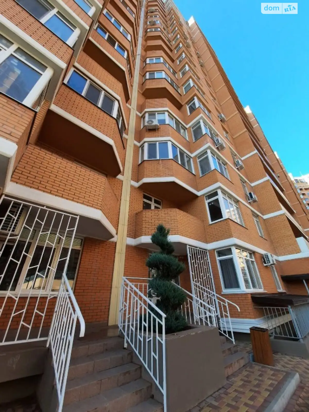 Продается 2-комнатная квартира 61 кв. м в Одессе, ул. Овидиопольская, 3 - фото 1