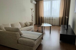 Продается 2-комнатная квартира 76 кв. м в Киеве, ул. Чавдар Елизаветы