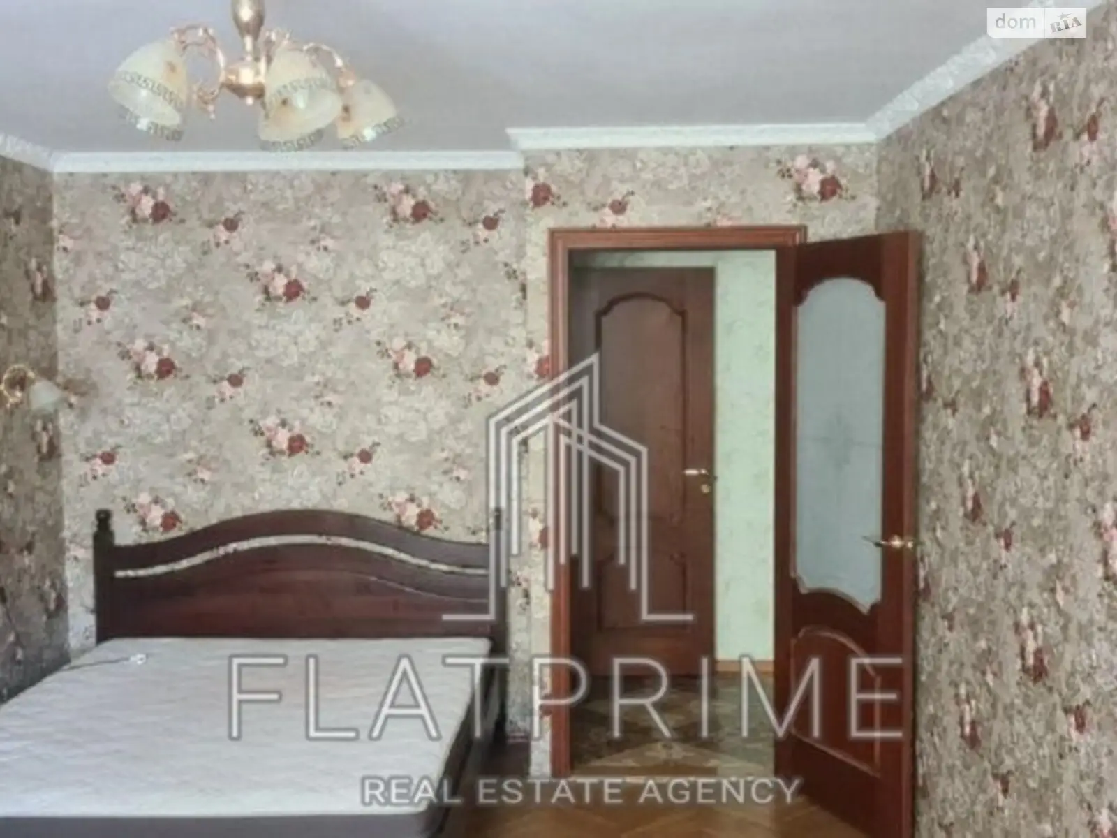 Продается 1-комнатная квартира 41 кв. м в Киеве, ул. Тургенева, 70