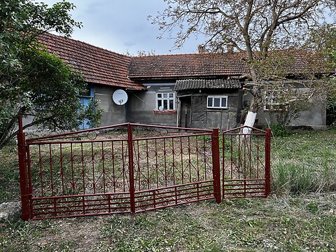Продается одноэтажный дом 44 кв. м с террасой, цена: 5300 $