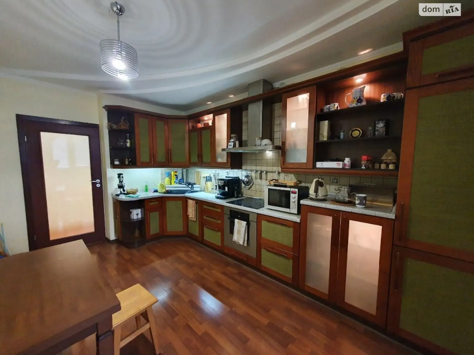 Продается 3-комнатная квартира 124 кв. м в Днепре, цена: 75000 $