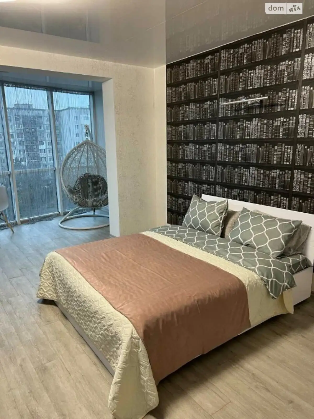 Сдается в аренду 2-комнатная квартира 85 кв. м в Ровно, ул. Киевская - фото 1