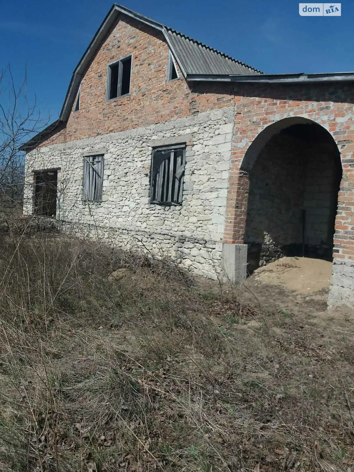 Продается одноэтажный дом 150 кв. м с камином, цена: 5000 $ - фото 1