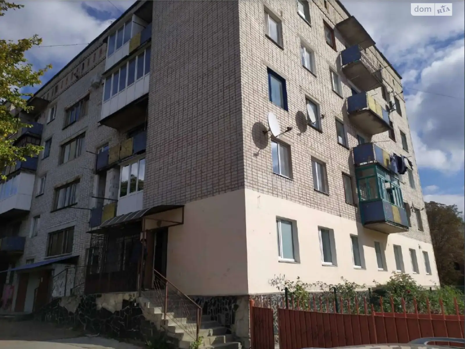 Продается офис 59 кв. м в бизнес-центре, цена: 35000 $ - фото 1