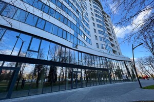 Довгострокова оренда комерційного приміщення, Івано-Франківськ, р‑н. Центр, Гетьмана Івана Мазепи вулиця, буд. 140А