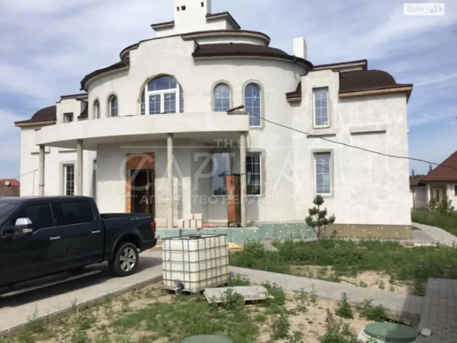 Продается дом на 2 этажа 280 кв. м с беседкой, цена: 405000 $ - фото 1