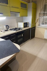 Довгострокова оренда квартири, Київ, р‑н. Академмістечко, ст.м. Академмістечко, Ірпінська вулиця, буд. 70