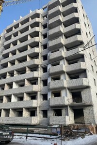 Продается 5-комнатная квартира 139.5 кв. м в Чернигове, ул. Гончая