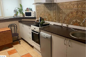 Продається 2-кімнатна квартира 53 кв. м у Кропивницькому, вул. Героїв-рятувальників(Волкова)